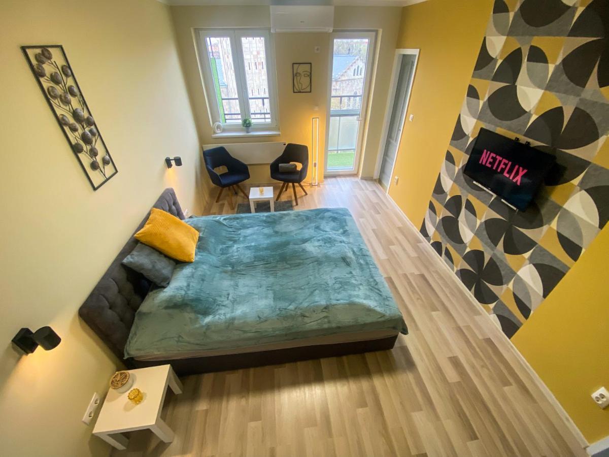Fresh Smartly Designed Studio Flat & Sunny Balcony Будапешт Экстерьер фото